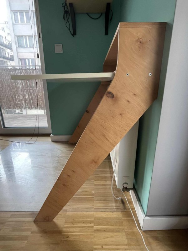 Nowoczesne biurko/toaletka z półką - 01 Nowoczesne biurko/toaletka z półką - 01