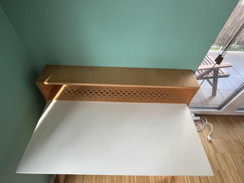 Nowoczesne biurko/toaletka z półką - 03 Nowoczesne biurko/toaletka z półką - 03