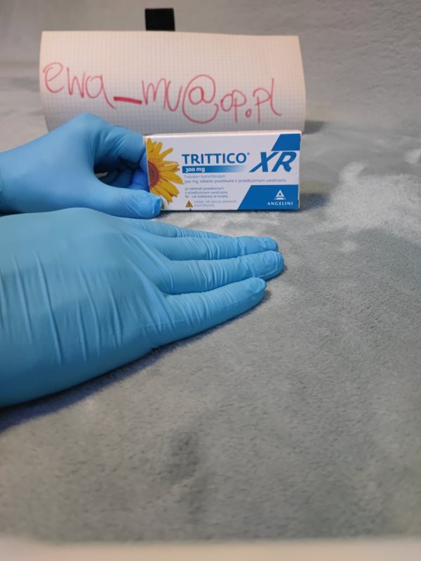 Dla ludzi w potrzebie służe pomocą środkami medycz