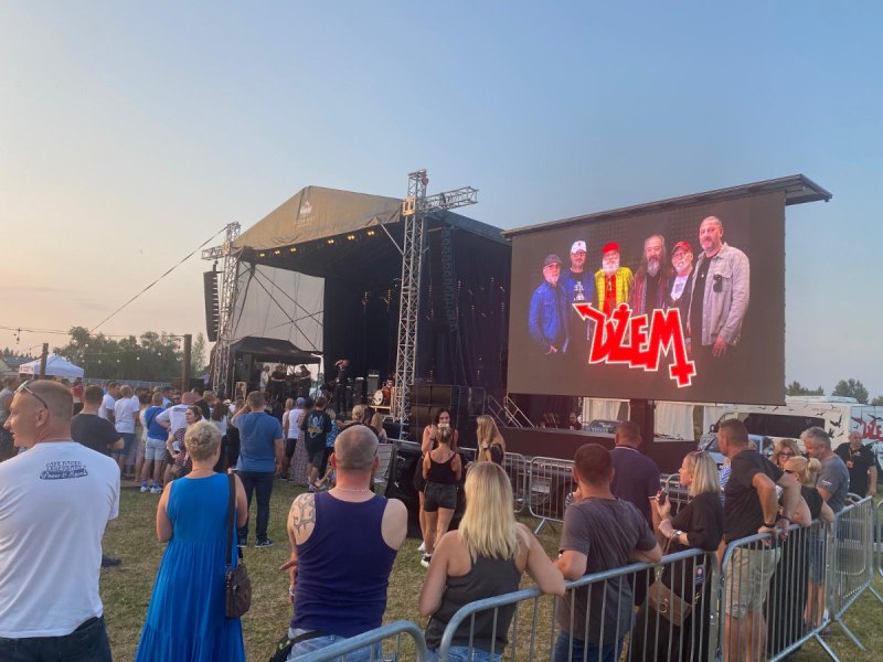 Wynajem Ekran LED 15m2 na platformie