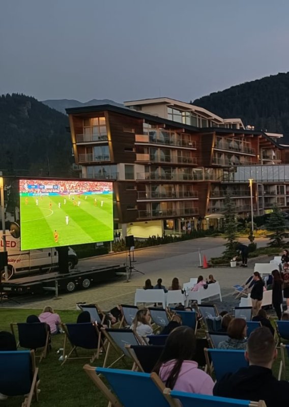 Wynajem Ekran LED 15m2 na platformie - 01 Wynajem Ekran LED 15m2 na platformie - 01