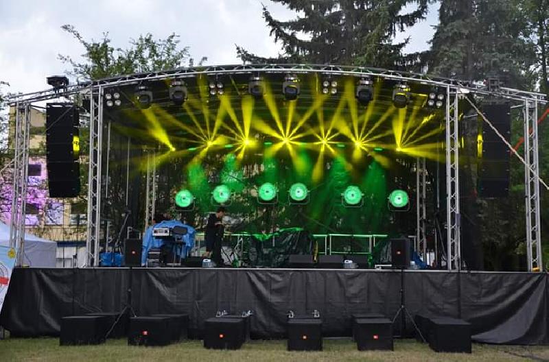 Nagłośnienie, oświetlenie i obsługa estradowa, telebim,