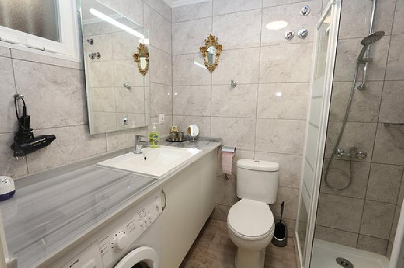 HISZPANIA. Wakacyjny Apartament. Wypoczynek przy plaży. - 02