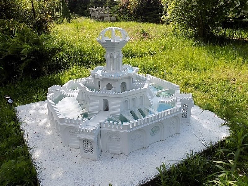 Za darmo nowa technika budowy form 3d , fontanny ze świecami.