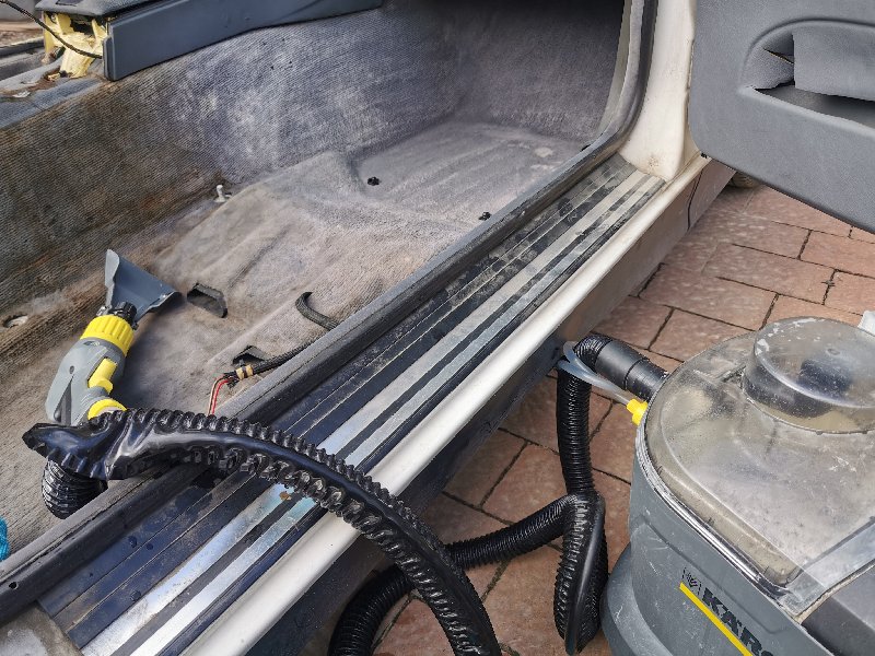 Karcher Bnin pranie czyszczenie wykładzin dywanów tapicerki ozonowanie - 02