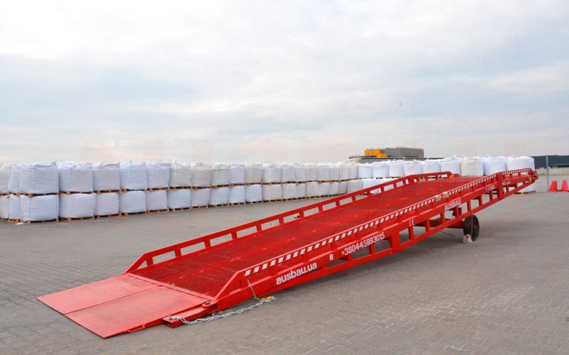 Rampa rozładunkowa AUSBAU - 03