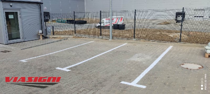 Malowanie oznakowanie poziome, parkingi hale słupki drogi