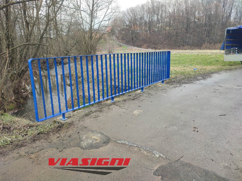 Wygrodzenia, bariery balustrady słupki sprzedaż oraz montaż - 04