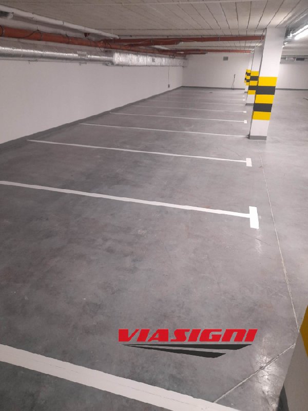 Oznakowanie pionowe i poziome parkngów - 03
