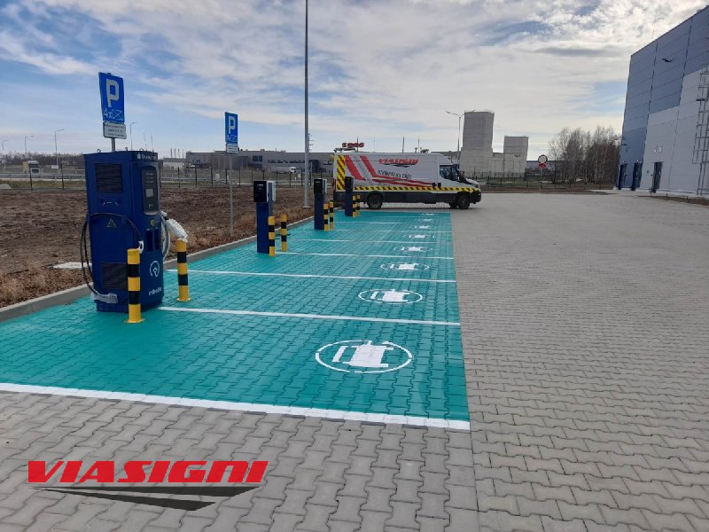 Oznakowanie pionowe i poziome parkngów - 05