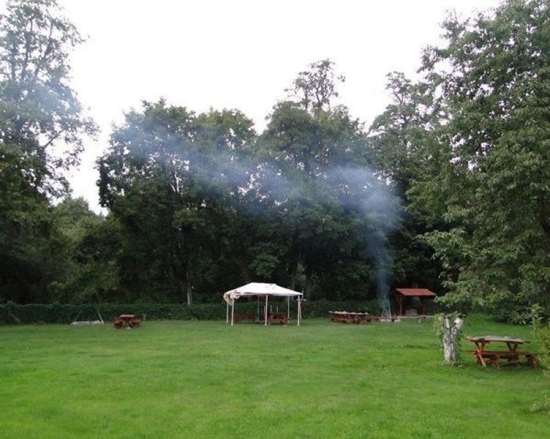 Spływy kajakowe rzeką Wel Pole namiotowe z zapleczem Agroturystyka - 03