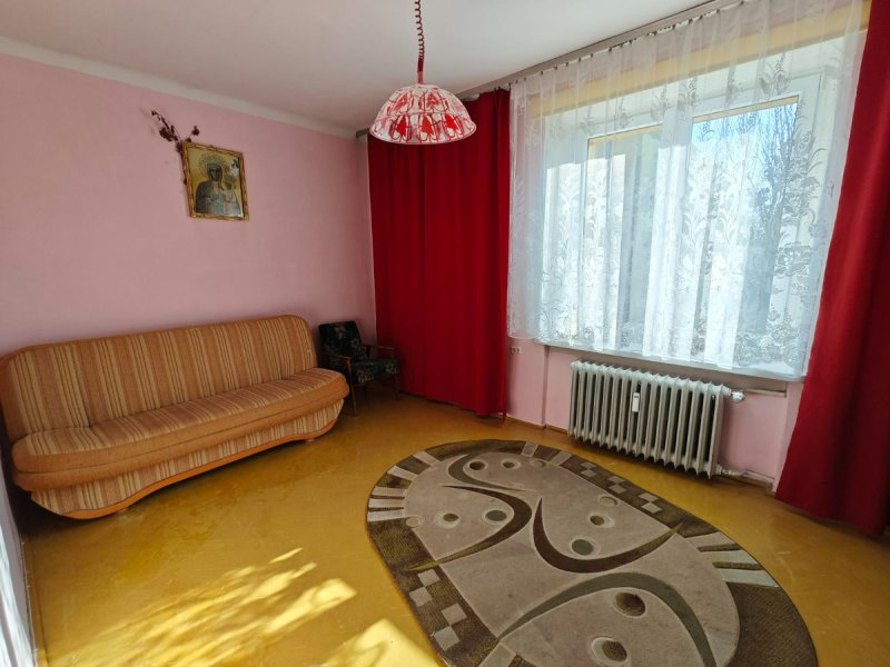 Sprzedam mieszkanie 50m2 na parterze, dwupokojowe - 02