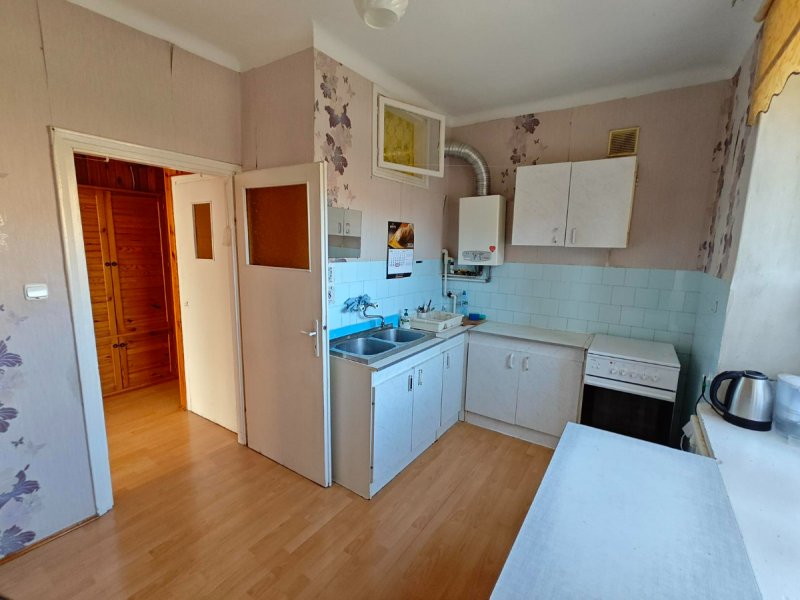 Sprzedam mieszkanie 50m2 na parterze, dwupokojowe - 07