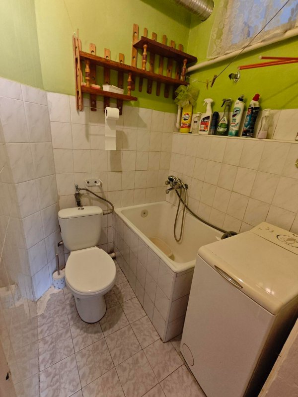 Sprzedam mieszkanie 50m2 na parterze, dwupokojowe - 08