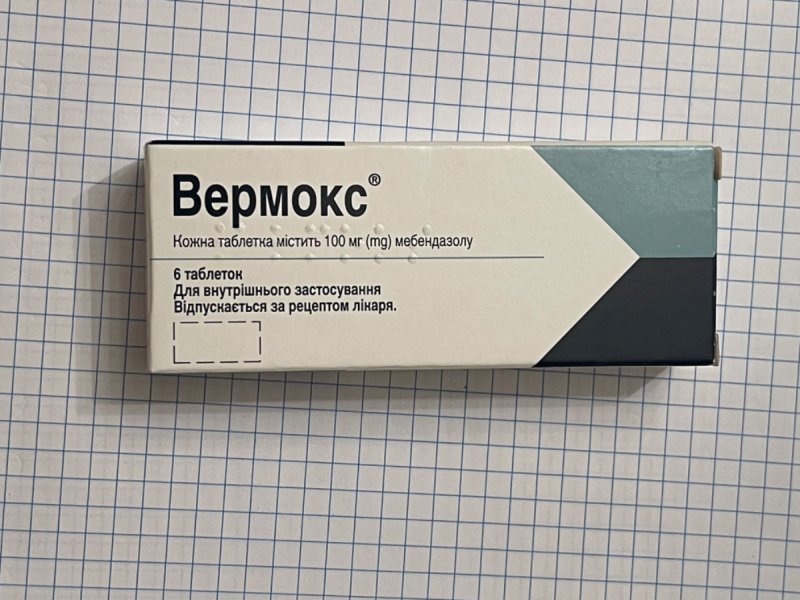 Vermox na pasożyty zawiera Mebendazol 100 mg.