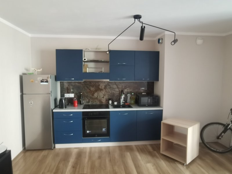Mieszkanie 3 pokojowe z 2 miejscami postojowymi - 07