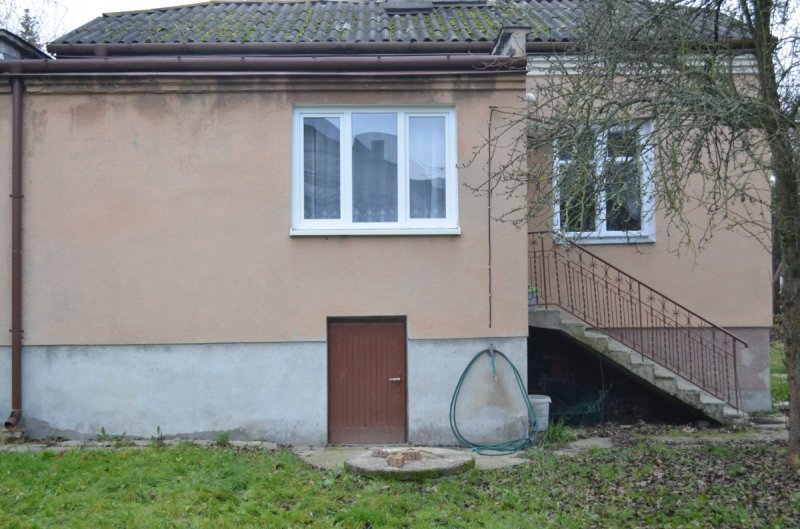 Dom na wynajem w centrum Piastowa - 01