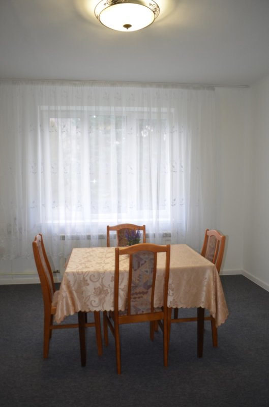 Dom na wynajem w centrum Piastowa - 03