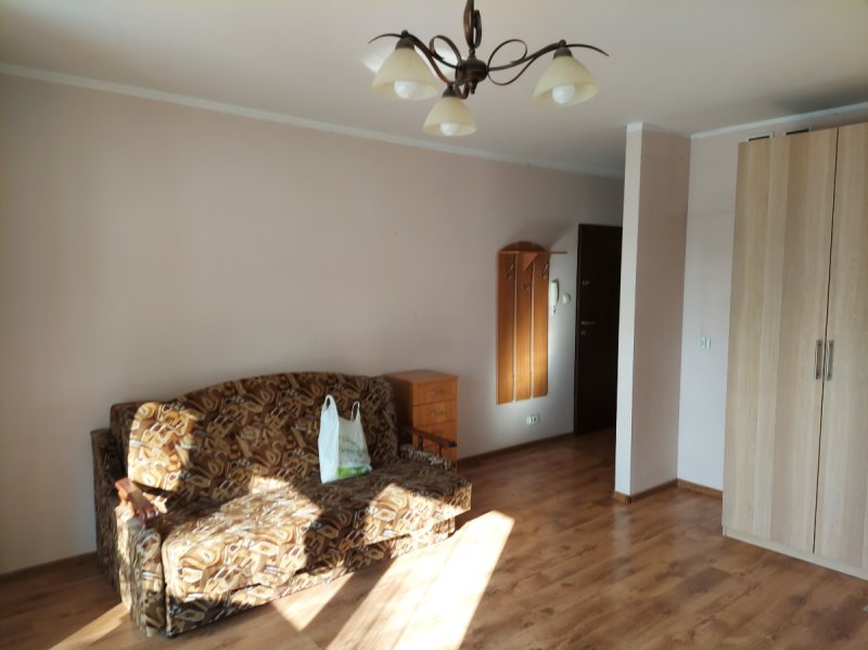 Wynajmę kawalerkę - 01