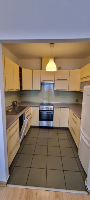 Do wynajęcia kawalerka 35m2 z klimą Śródmieście - 02