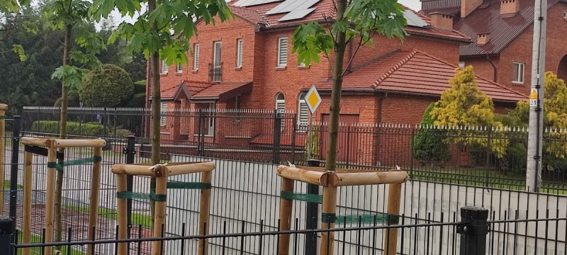 Sprzedam dom gotowy do zamieszkania 440m2 Kozienic - 01