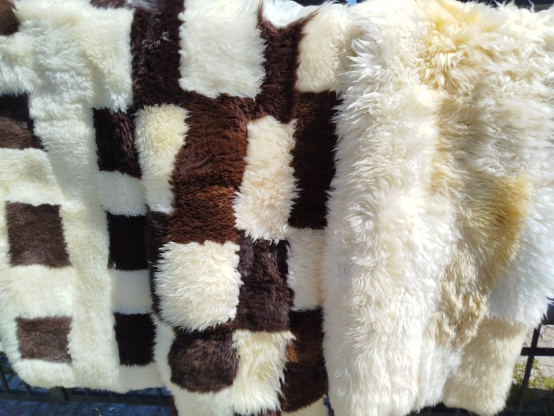 Patchwork z naturalnych skór owczych - 05