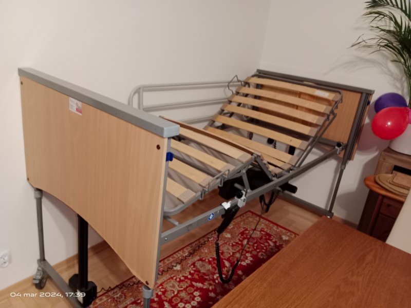 Łóżko rehabilitacyjne - 03